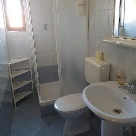 Nevidjane 11902c Apartment